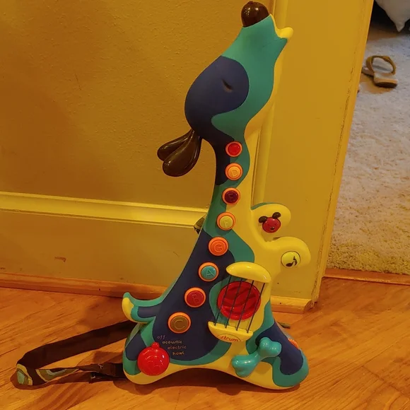 B toys interactive dog guitar- woofer